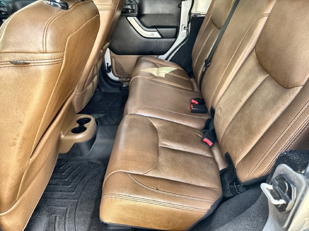 2015 Jeep Wrangler Unlimited Sahara
