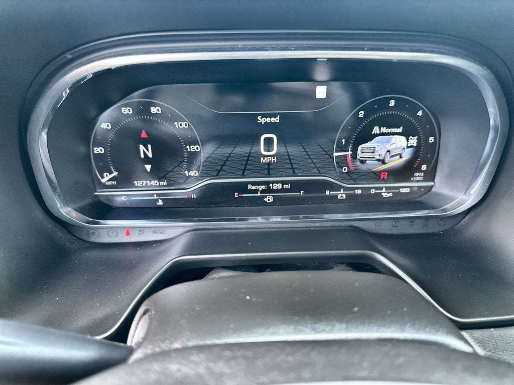2022 GMC Yukon XL AT4