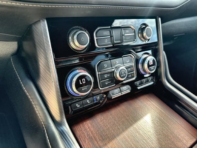 2023 GMC Yukon XL Denali Ultimate