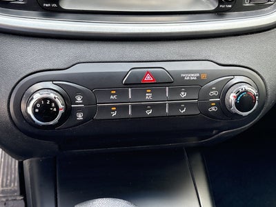 2020 Kia Sorento LX V6