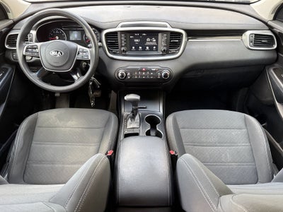 2020 Kia Sorento LX V6