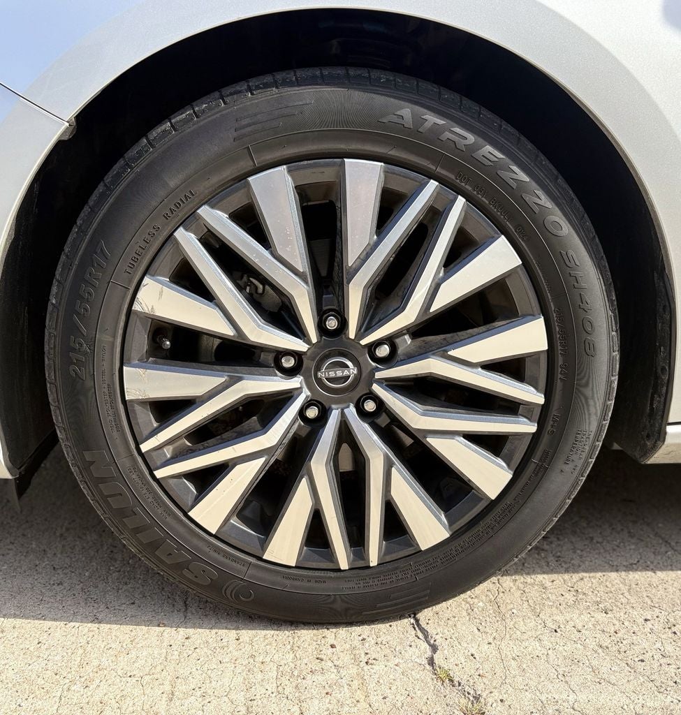 2024 Nissan Altima 2.5 SV