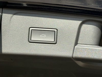 2024 Volkswagen Atlas 2.0T Peak Edition SEL