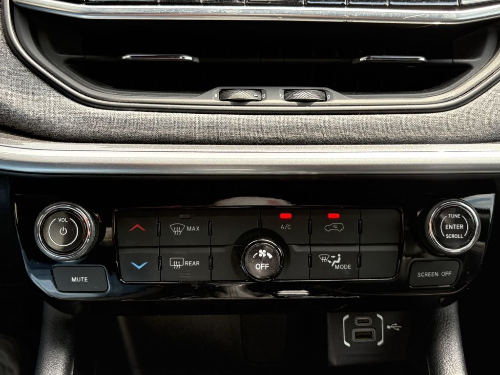 2024 Jeep Compass Latitude Lux