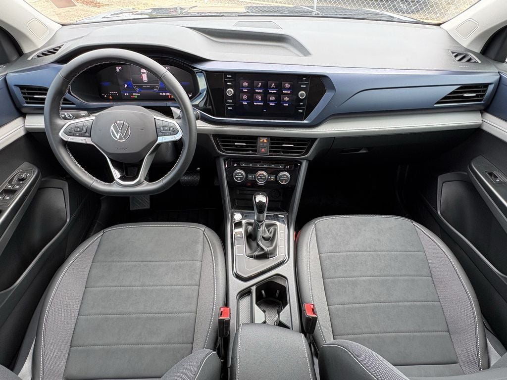 2024 Volkswagen Taos 1.5T SE