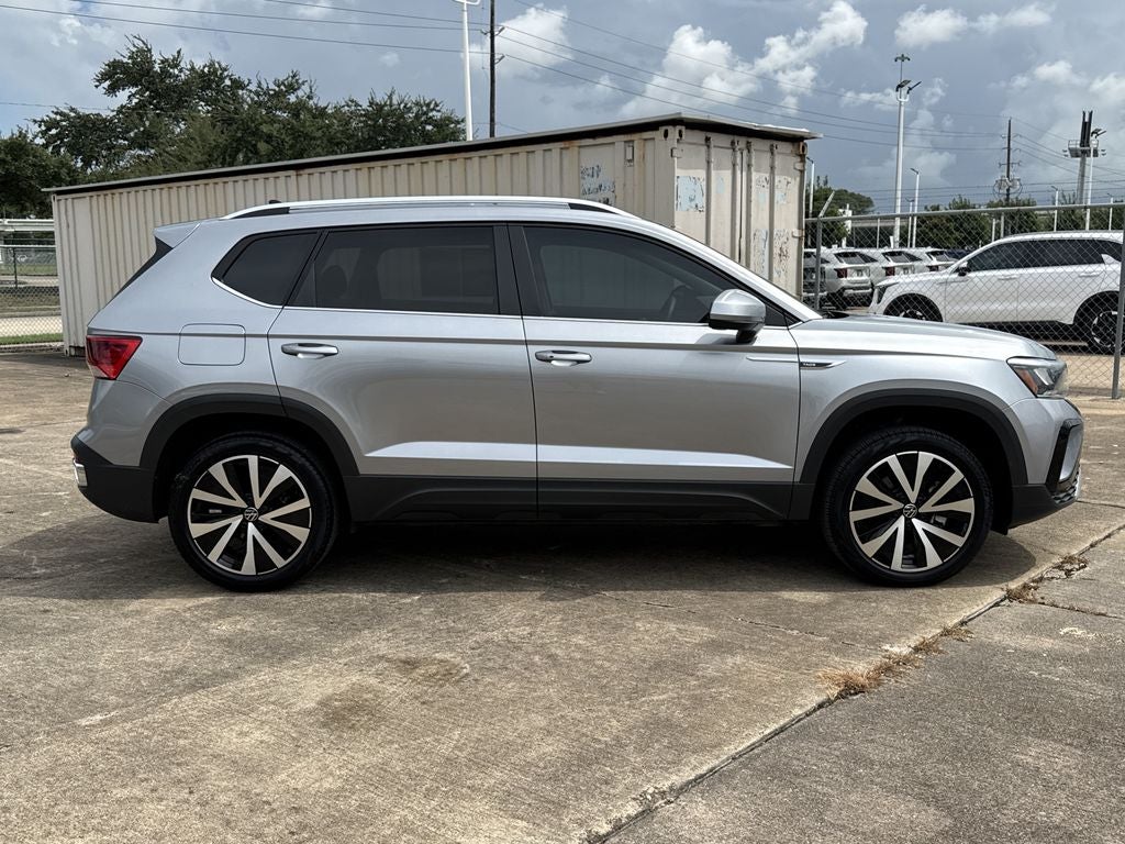 2024 Volkswagen Taos 1.5T SE