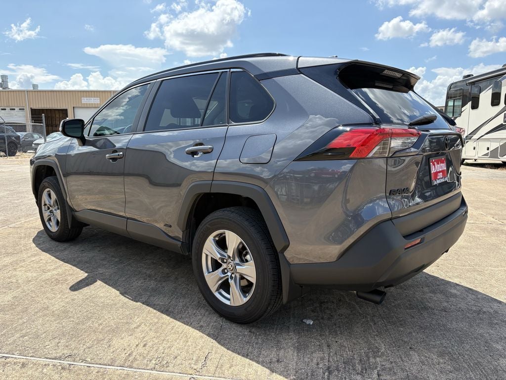 2025 Toyota RAV4 Hybrid XLE