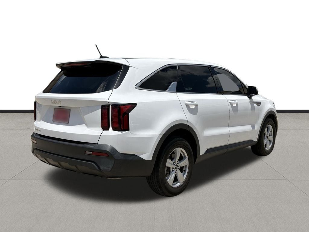 2023 Kia Sorento LX