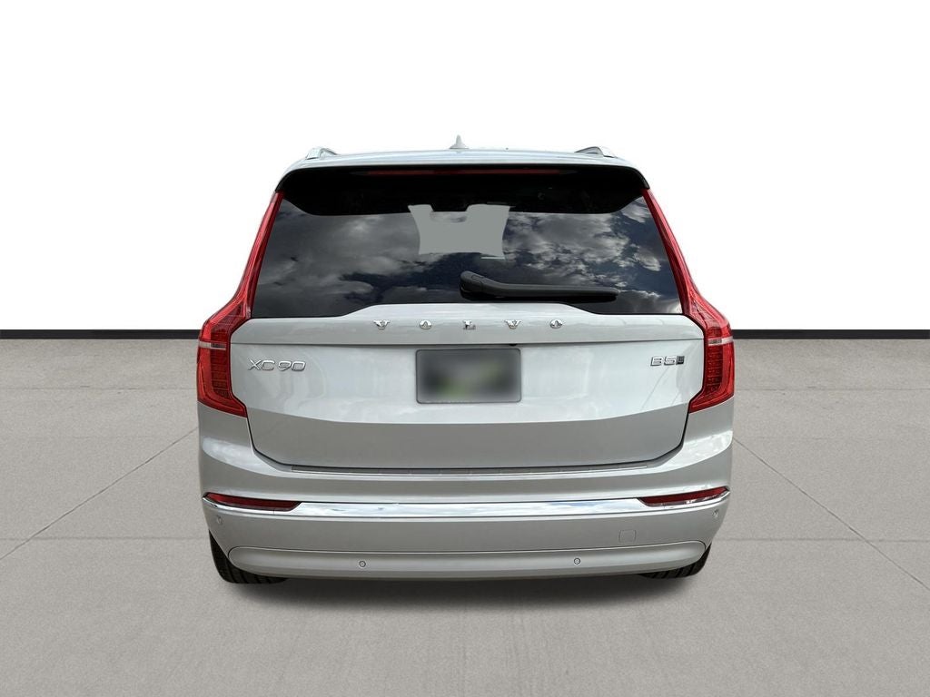 2023 Volvo XC90 B5 Plus