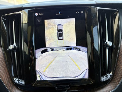 2024 Volvo XC60 B5 Plus Dark Theme