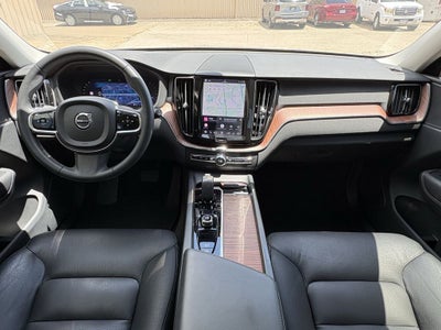 2024 Volvo XC60 B5 Plus Dark Theme