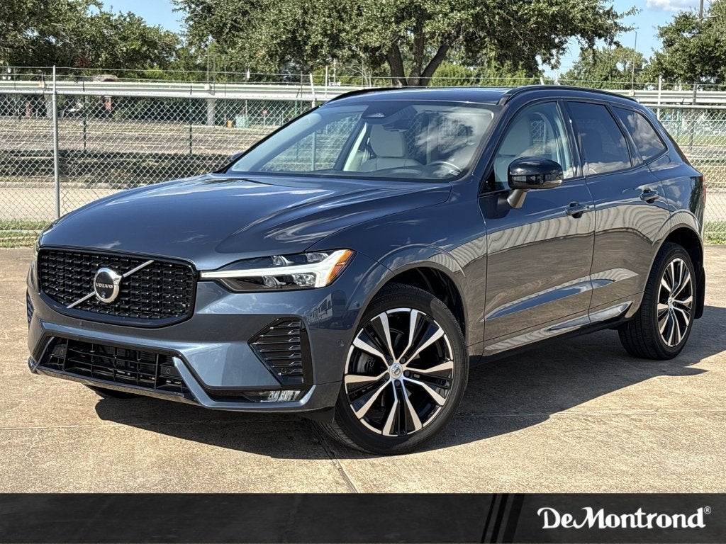 2024 Volvo XC60 B5 Plus Dark Theme