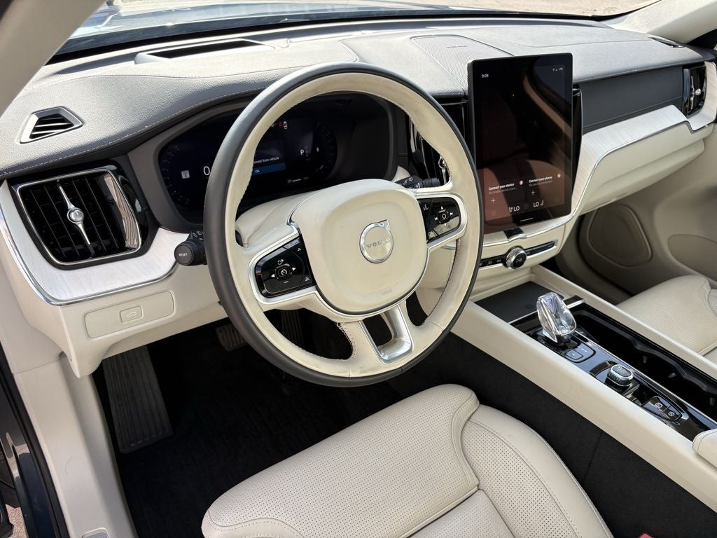 2026 Volvo XC60 B5 Ultra