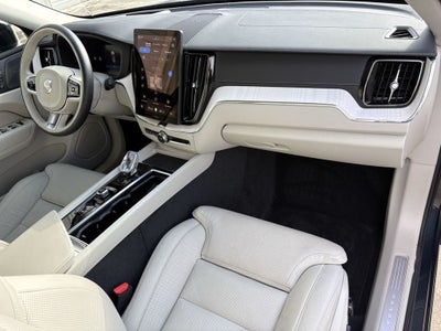 2026 Volvo XC60 B5 Ultra