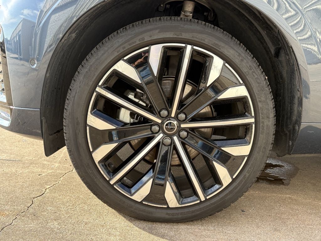 2026 Volvo XC60 B5 Ultra