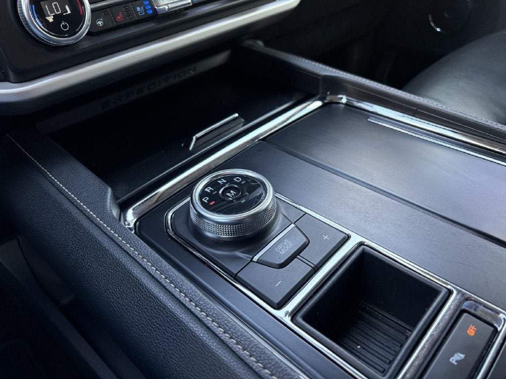2022 Ford Expedition Max XLT