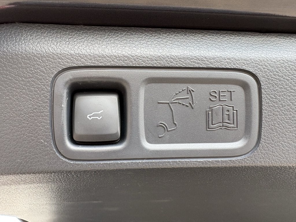2022 Ford Expedition Max XLT