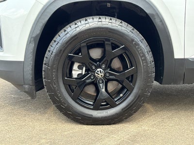 2024 Volkswagen Atlas 2.0T Peak Edition SEL