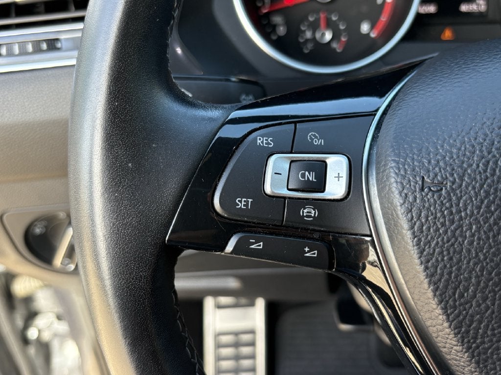 2020 Volkswagen Tiguan 2.0T SE R-Line Black