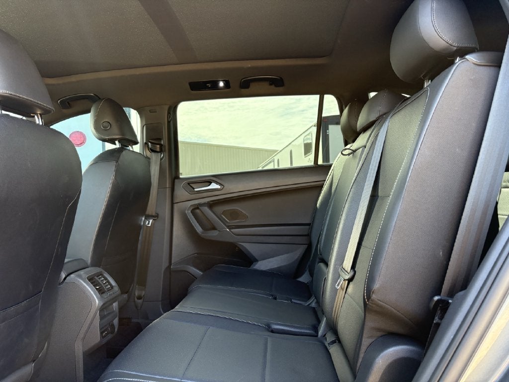 2020 Volkswagen Tiguan 2.0T SE R-Line Black