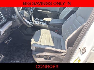 2024 Volkswagen Atlas Cross Sport 2.0T SEL R-Line