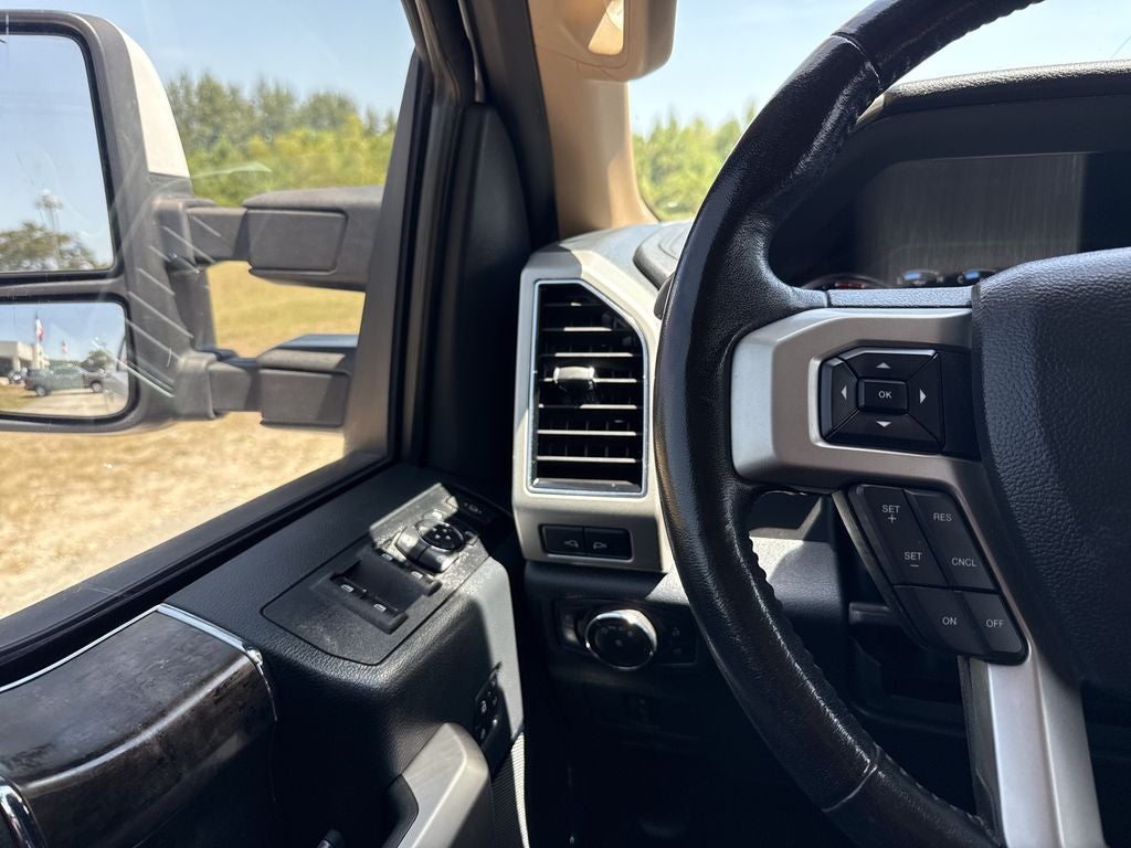 2022 Ford F-250SD Lariat