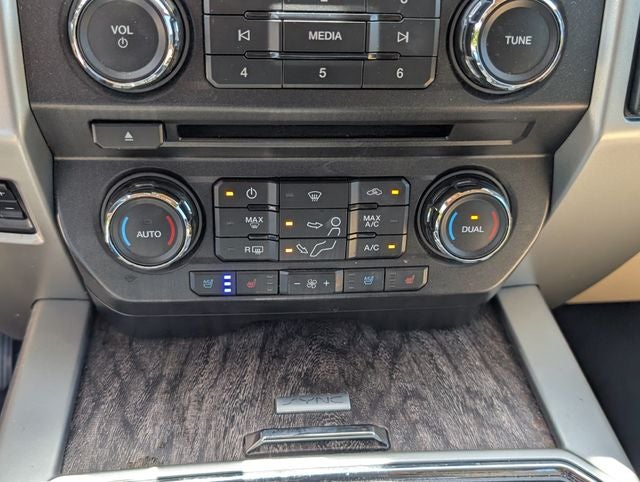 2017 Ford F-250SD Lariat