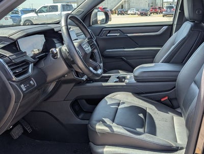 2024 GMC Acadia Elevation