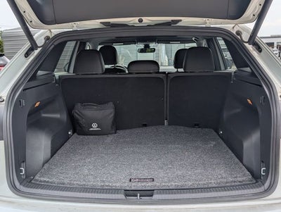 2023 Volkswagen Atlas Cross Sport 2.0T SEL R-Line Black