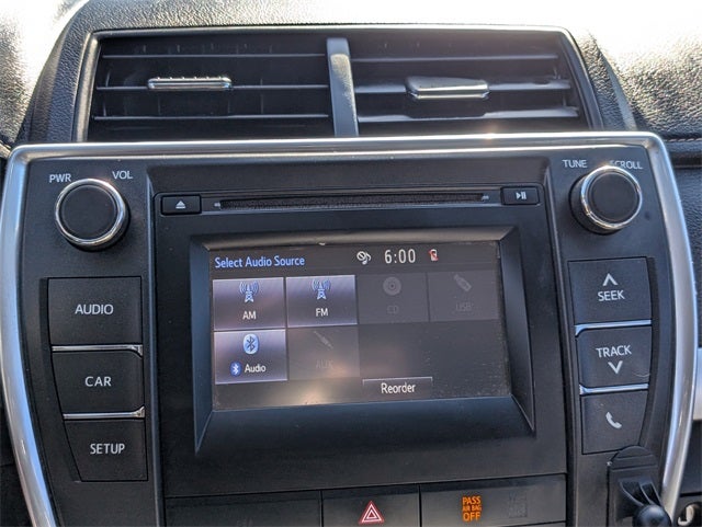 2017 Toyota Camry SE