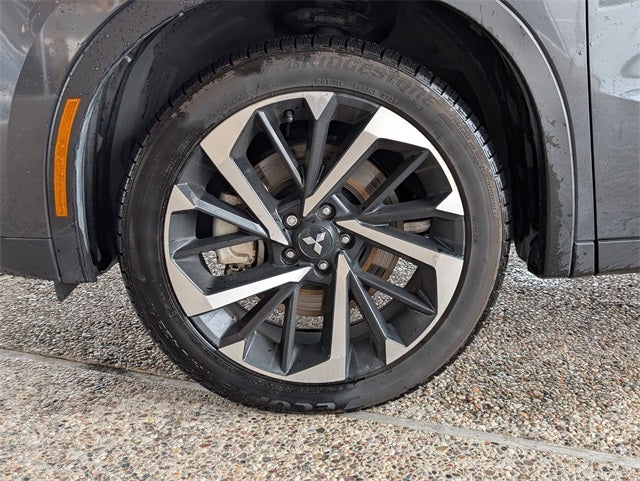 2025 Mitsubishi Outlander PHEV SE