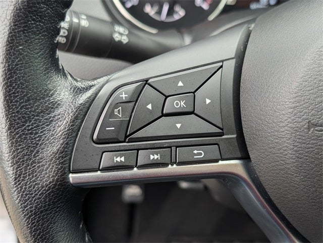 2022 Nissan Rogue Sport SV