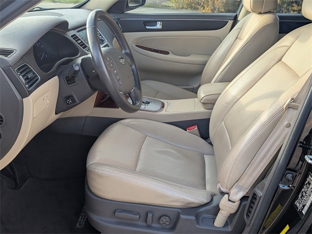 2012 Hyundai Genesis 3.8