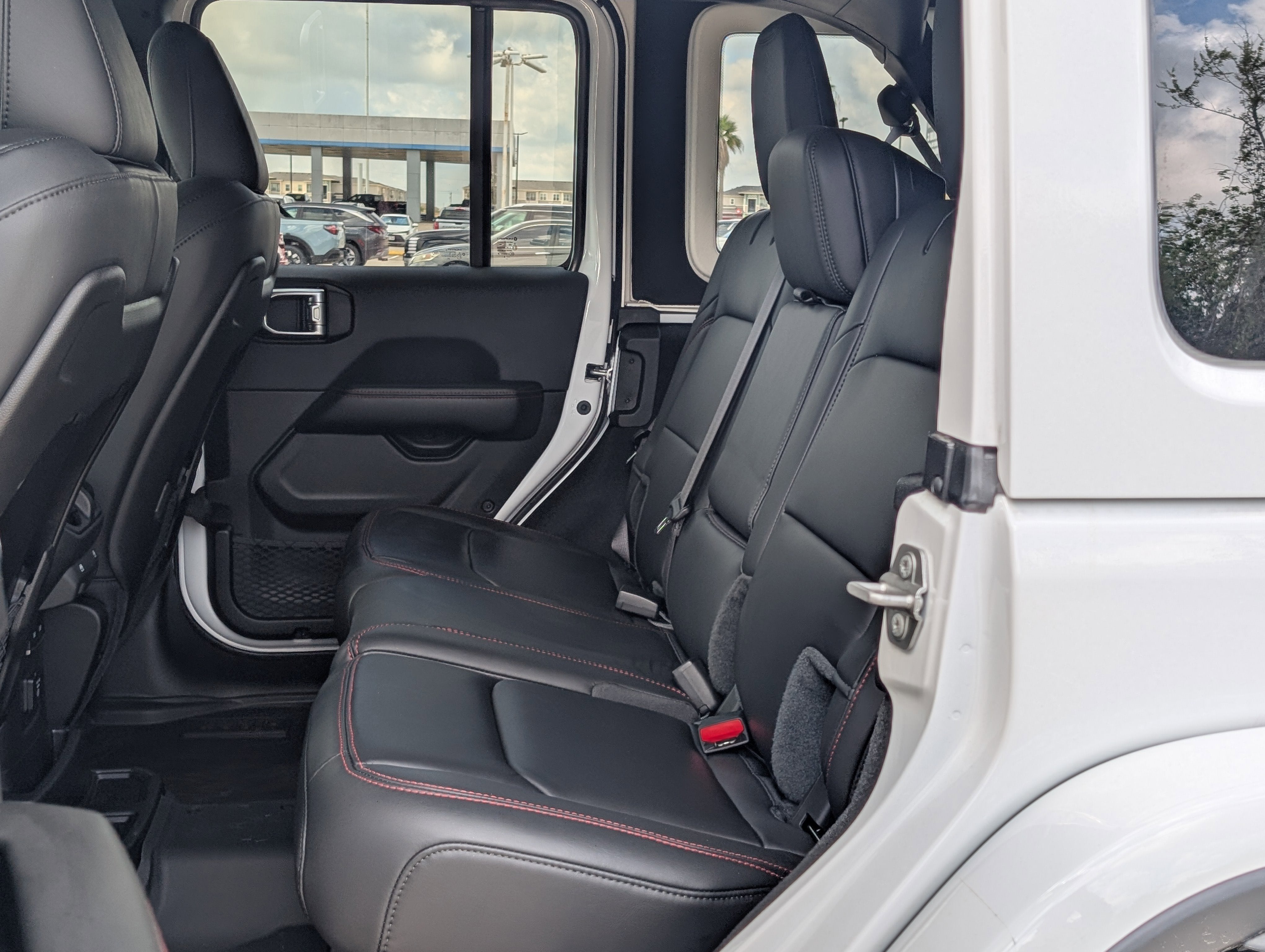 2025 Jeep Wrangler Rubicon X