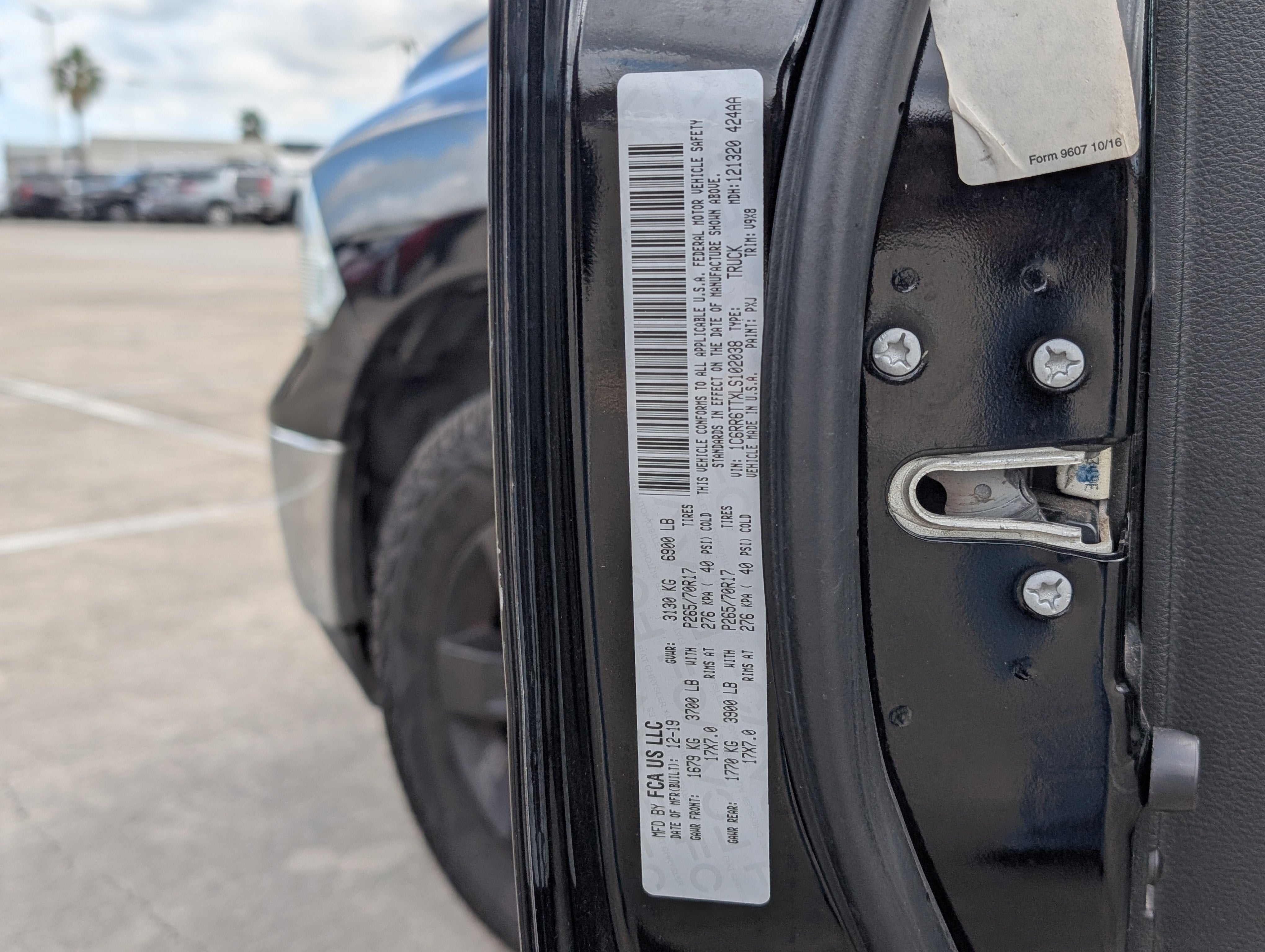 2020 RAM 1500 Classic SLT