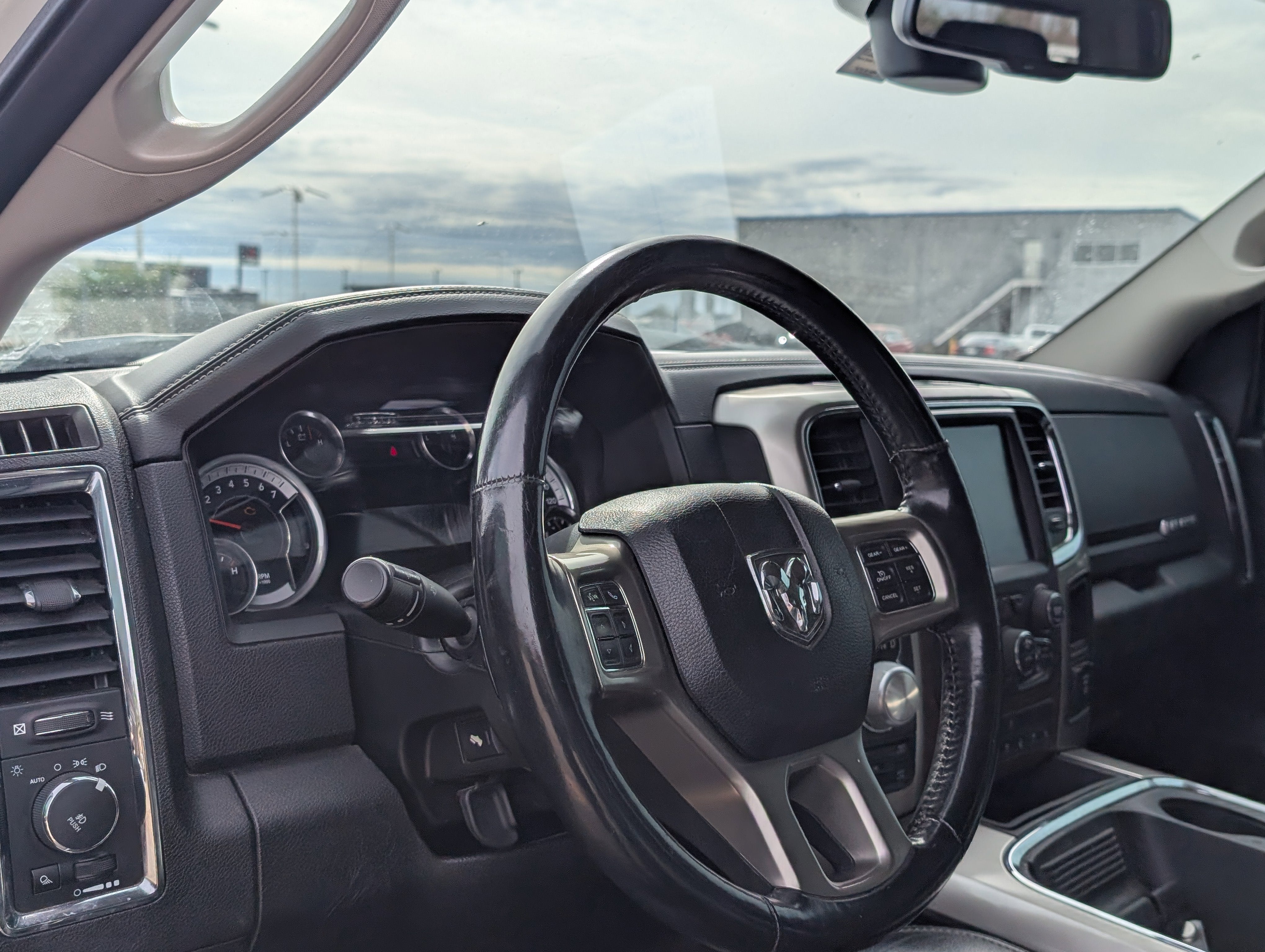 2016 RAM 1500 Laramie