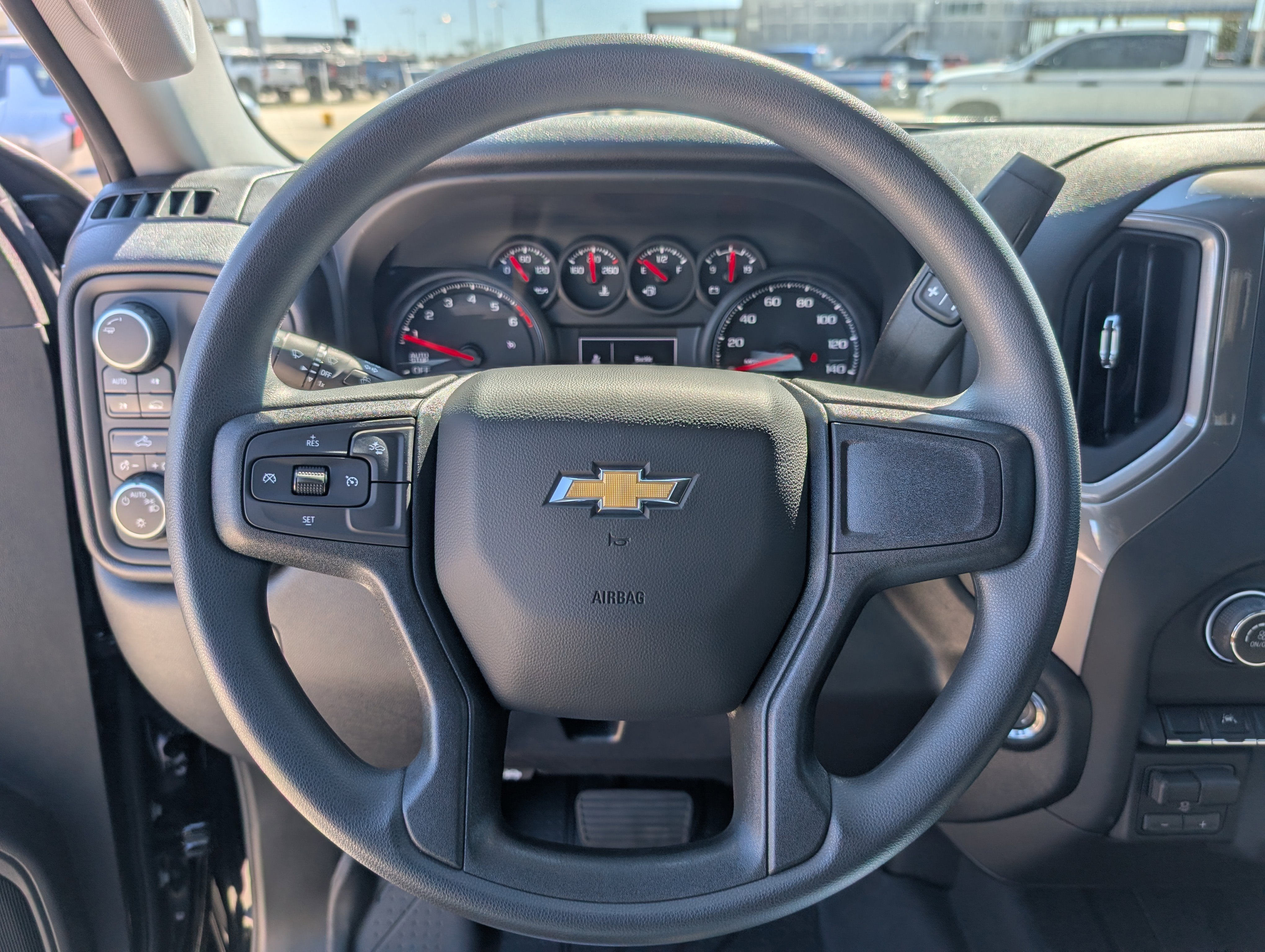 2025 Chevrolet Silverado 1500 Custom