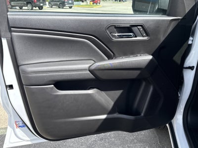 2025 Chevrolet Colorado WT/LT