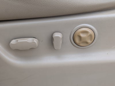 2007 GMC Yukon XL AWD 4dr 1500