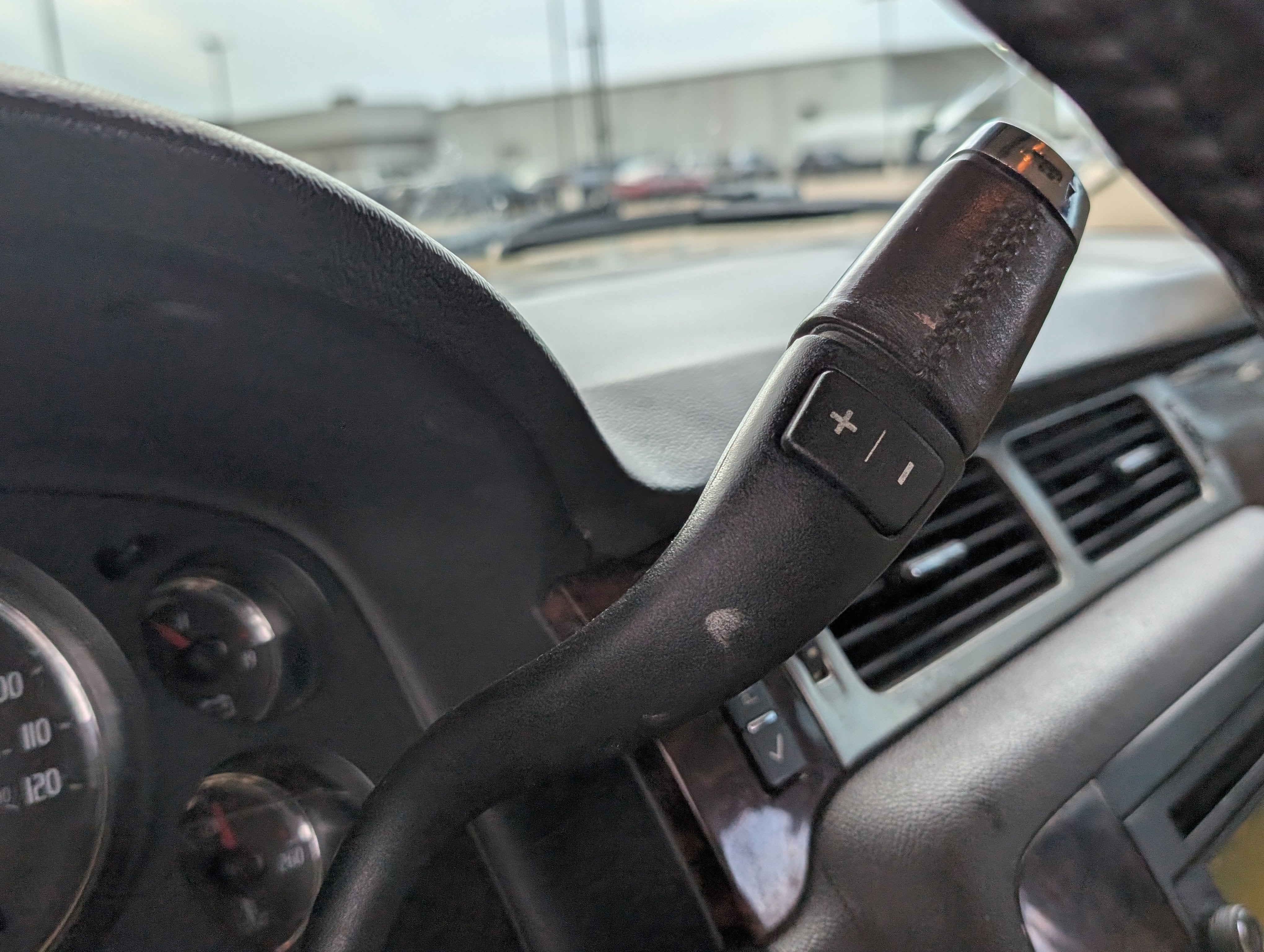 2007 GMC Yukon XL AWD 4dr 1500