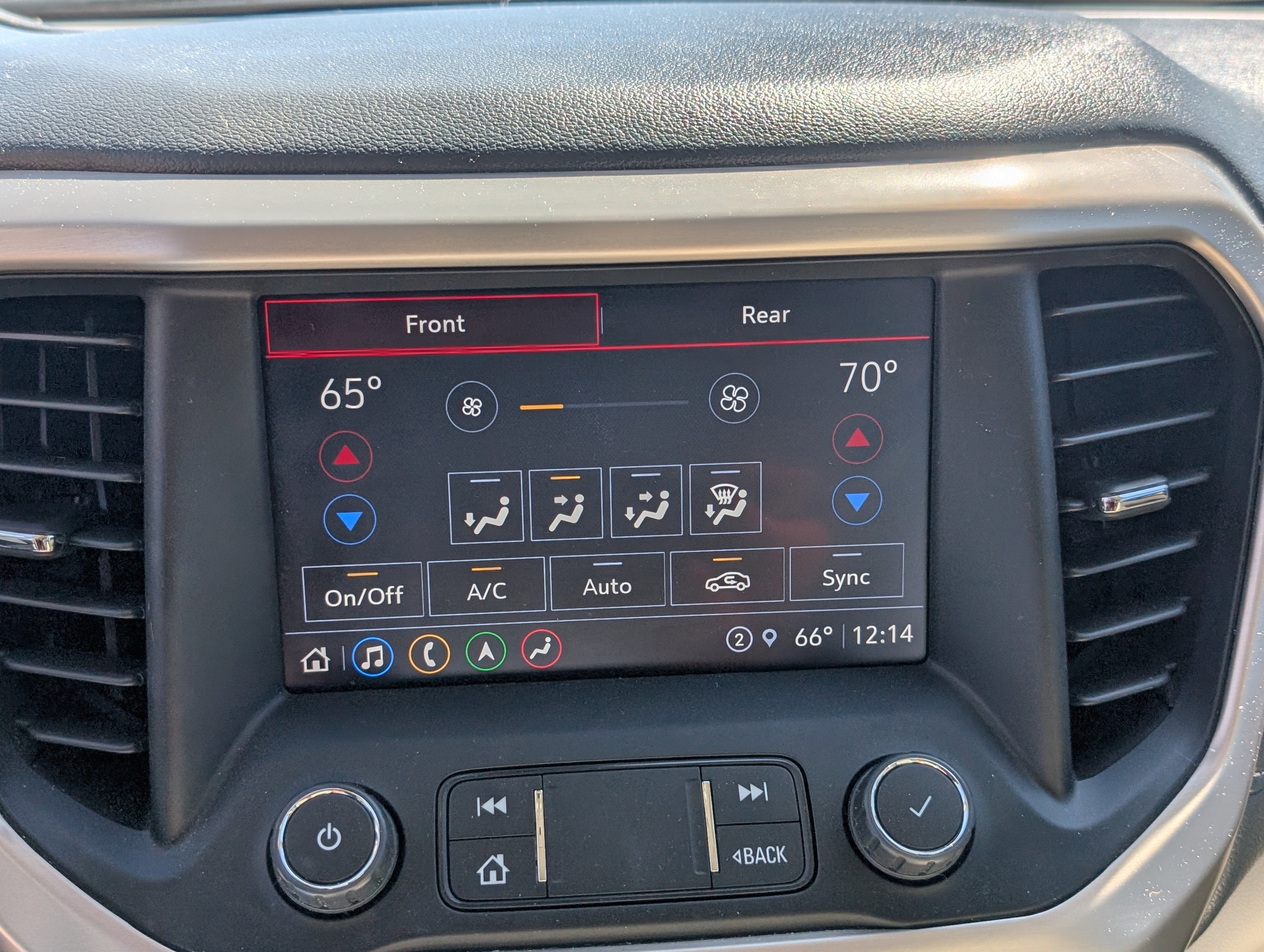 2022 GMC Acadia Denali