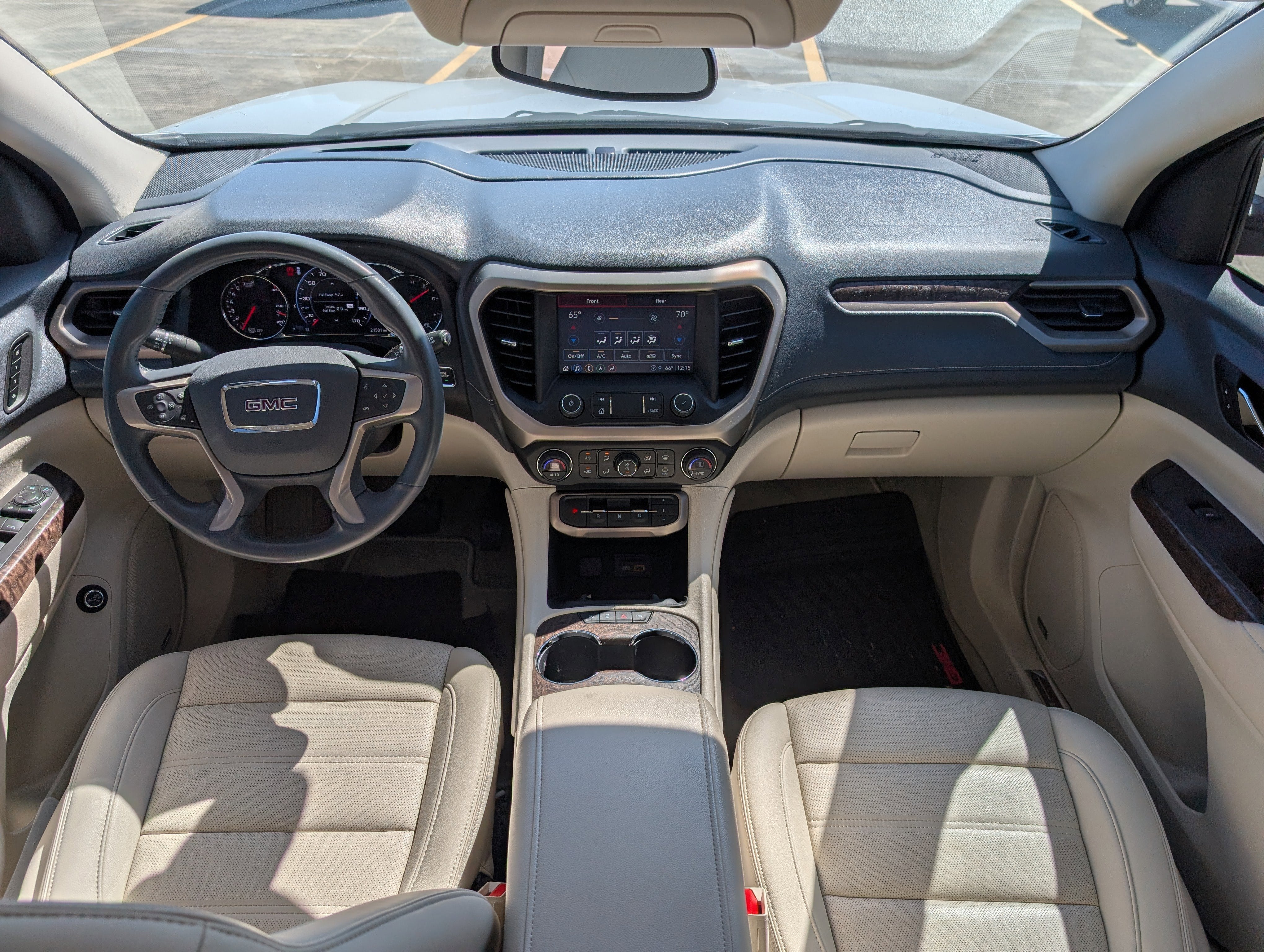 2022 GMC Acadia Denali