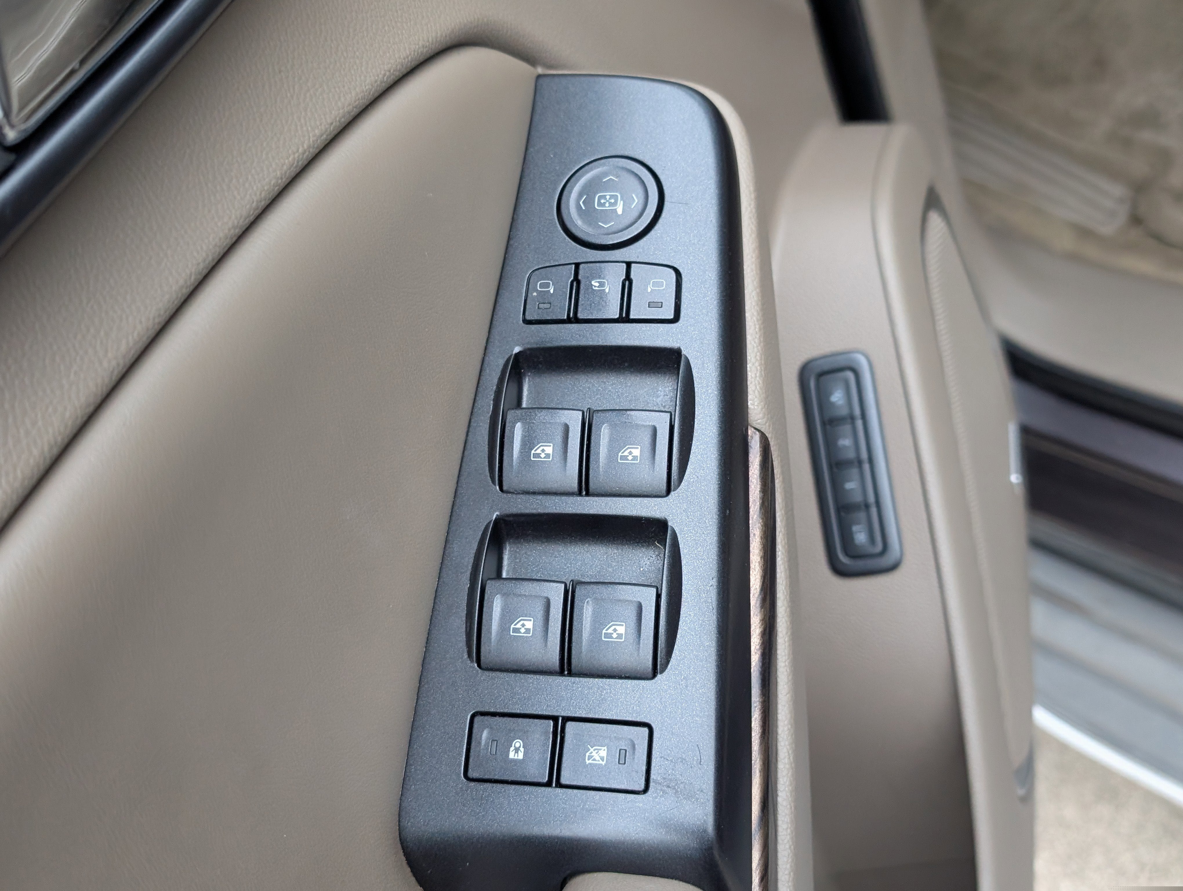 2015 GMC Yukon XL SLT