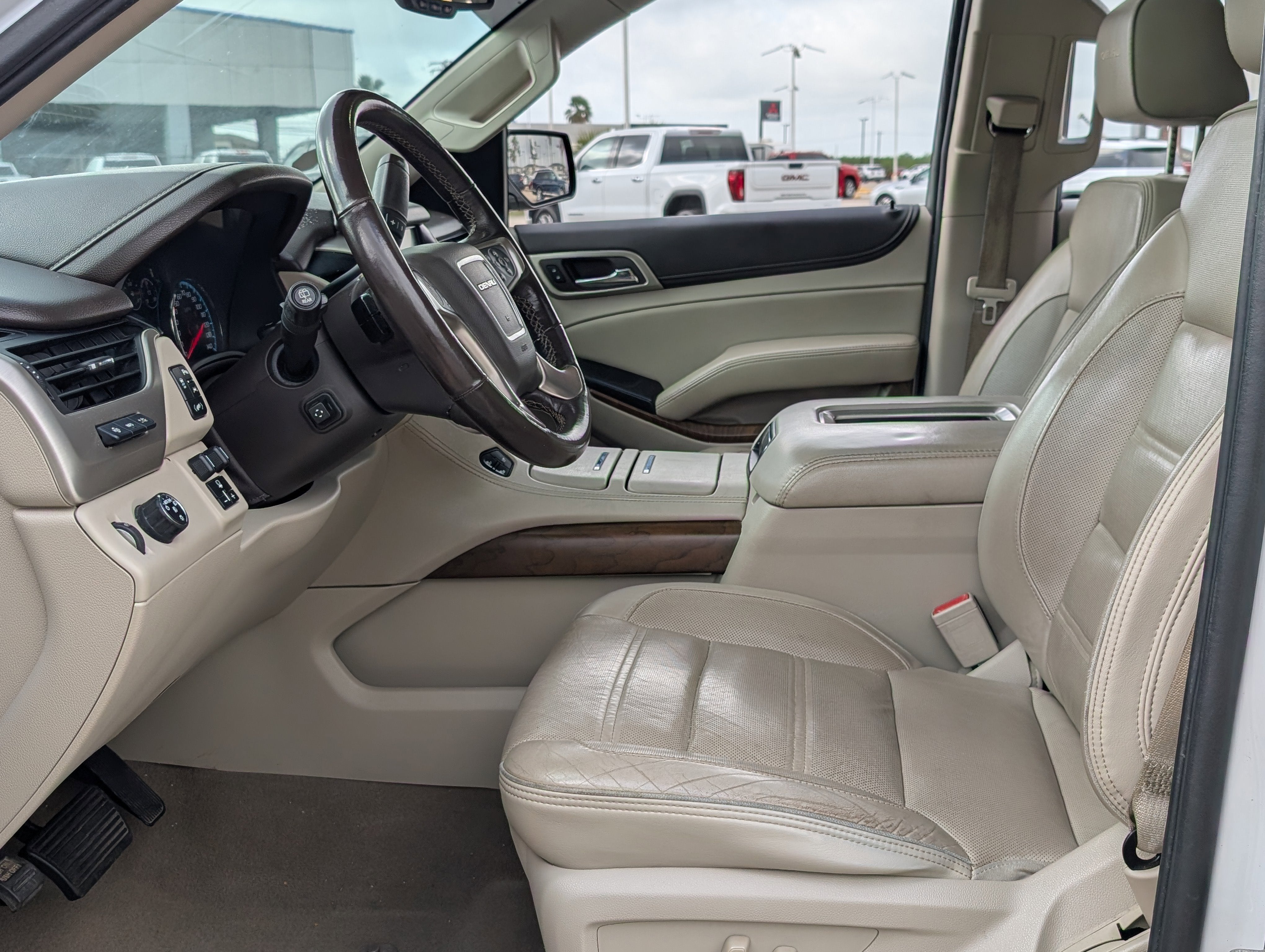 2020 GMC Yukon XL Denali