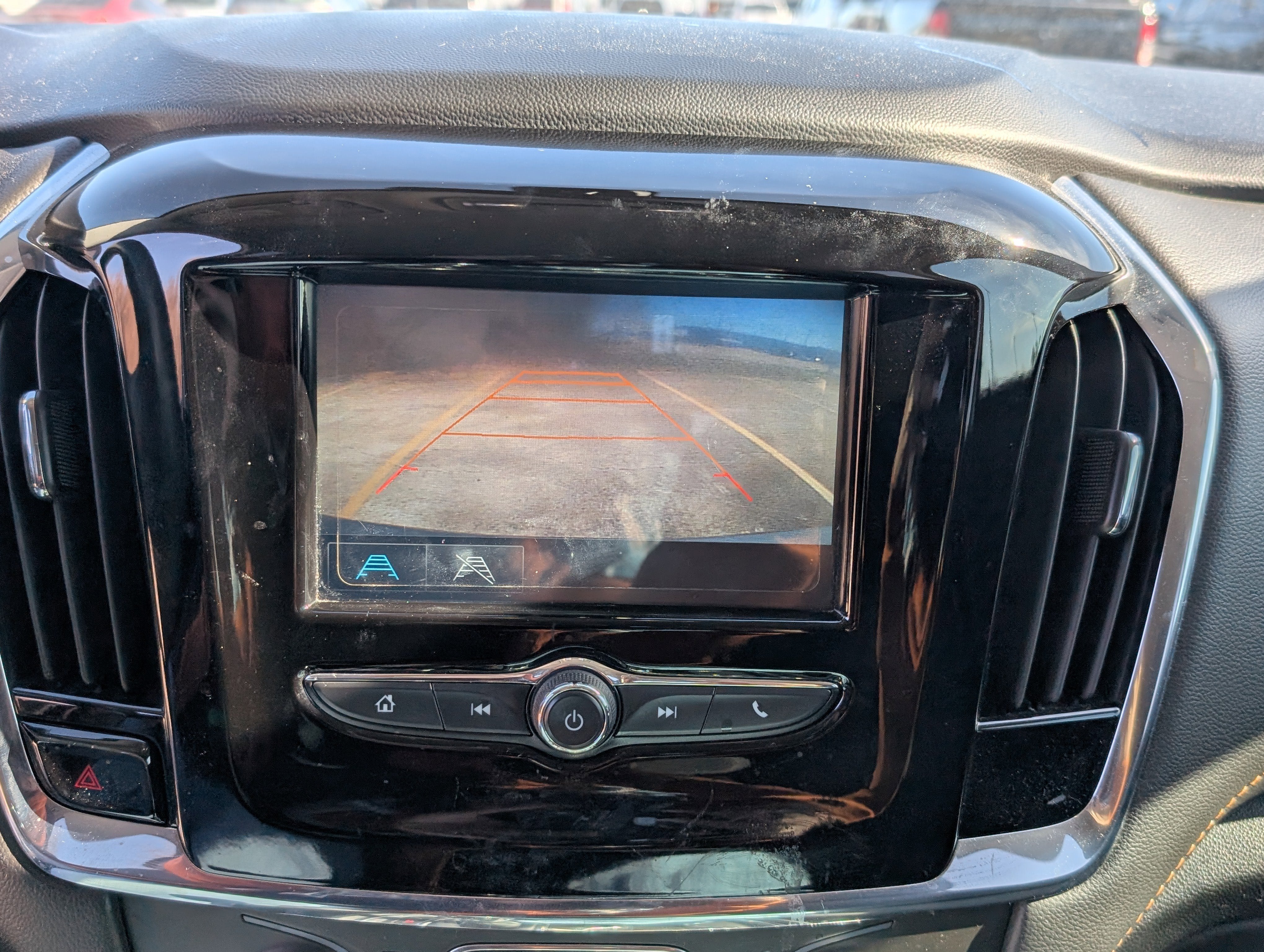 2018 Chevrolet Traverse LT Cloth