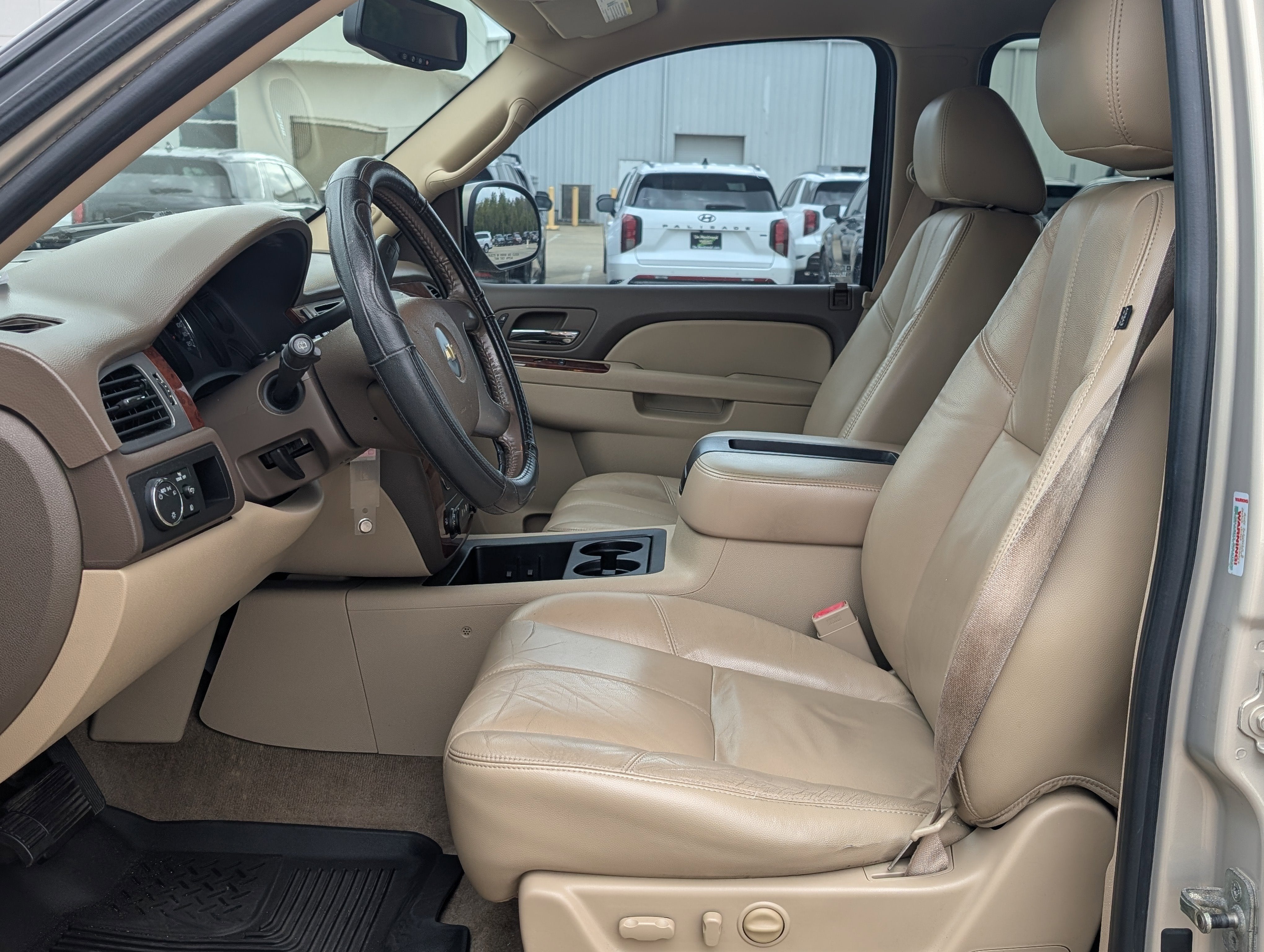 2011 Chevrolet Suburban LT