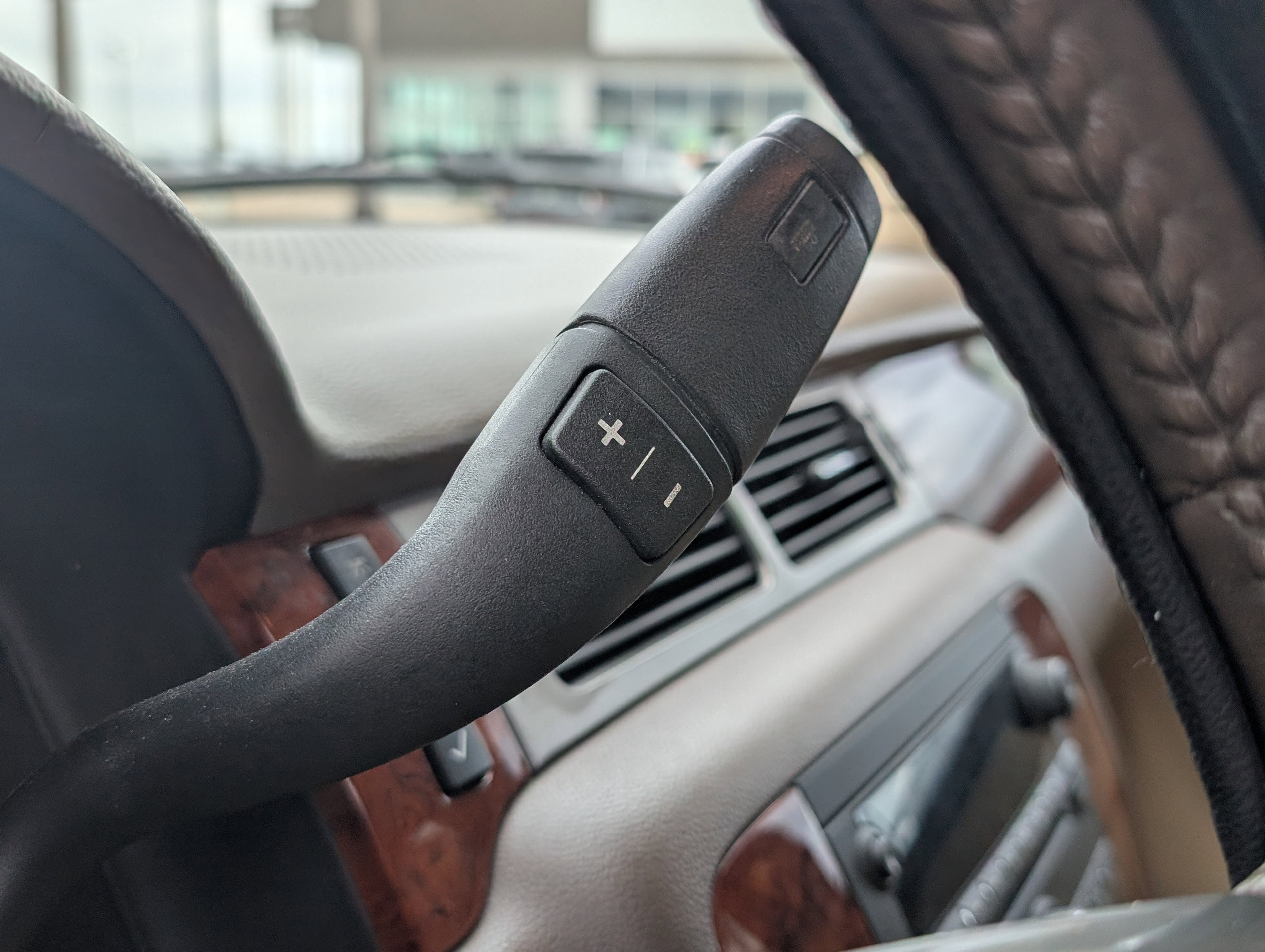 2011 Chevrolet Suburban LT