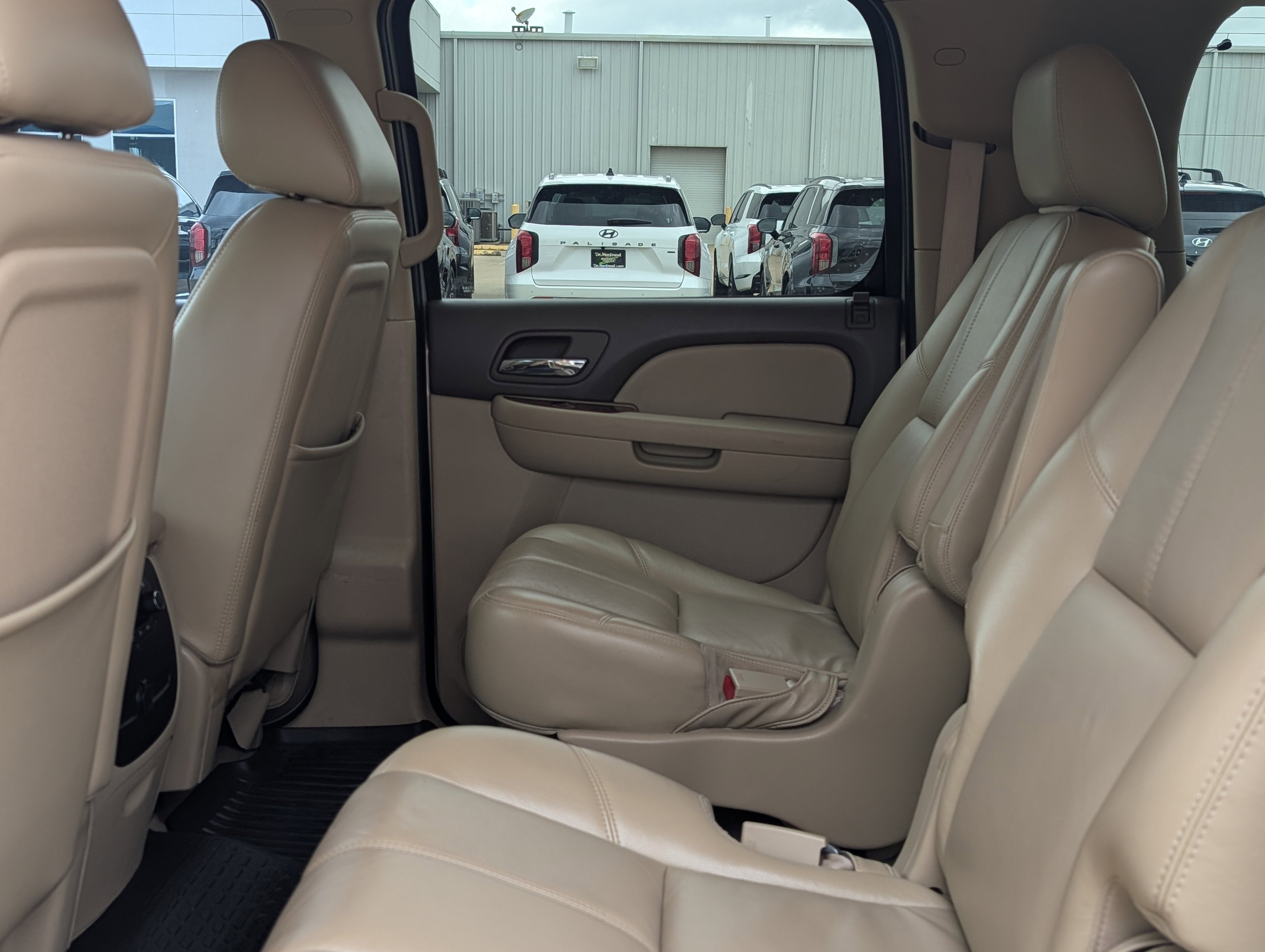 2011 Chevrolet Suburban LT