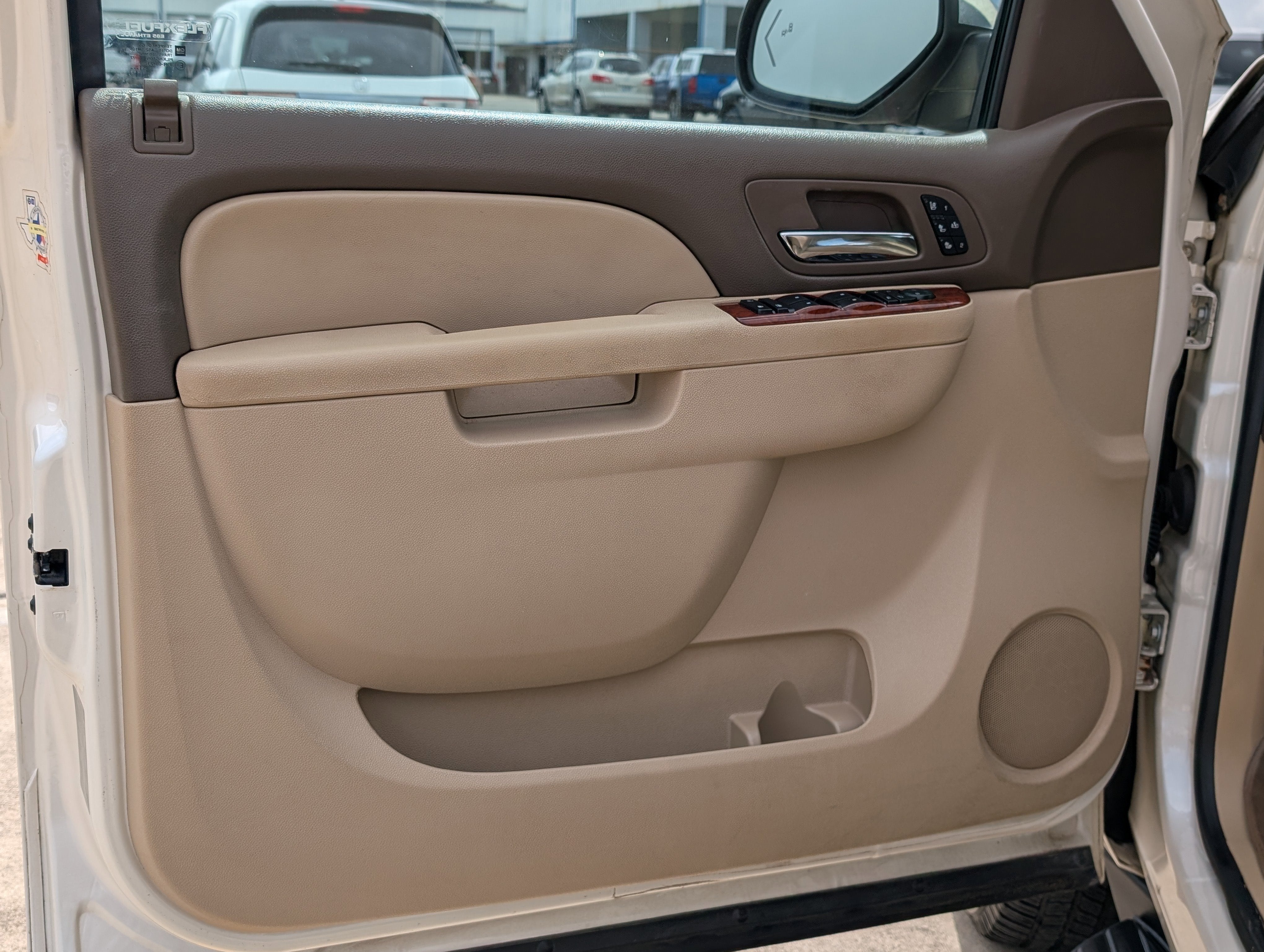 2014 Chevrolet Suburban LTZ