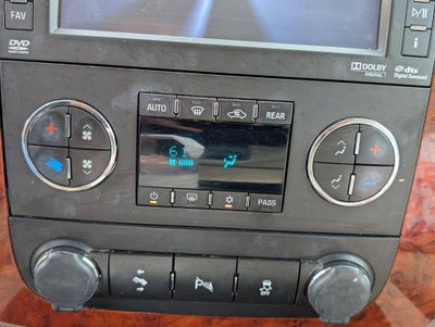 2014 Chevrolet Suburban LTZ